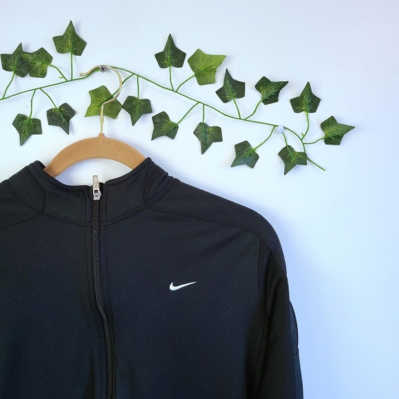 Nike Dri-Fit Zip Up Jacket - Picture 1 of 2